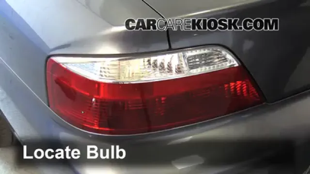 2002 Acura TL 3.2L V6 Éclairage Feux de position arrière (remplacer ampoule)